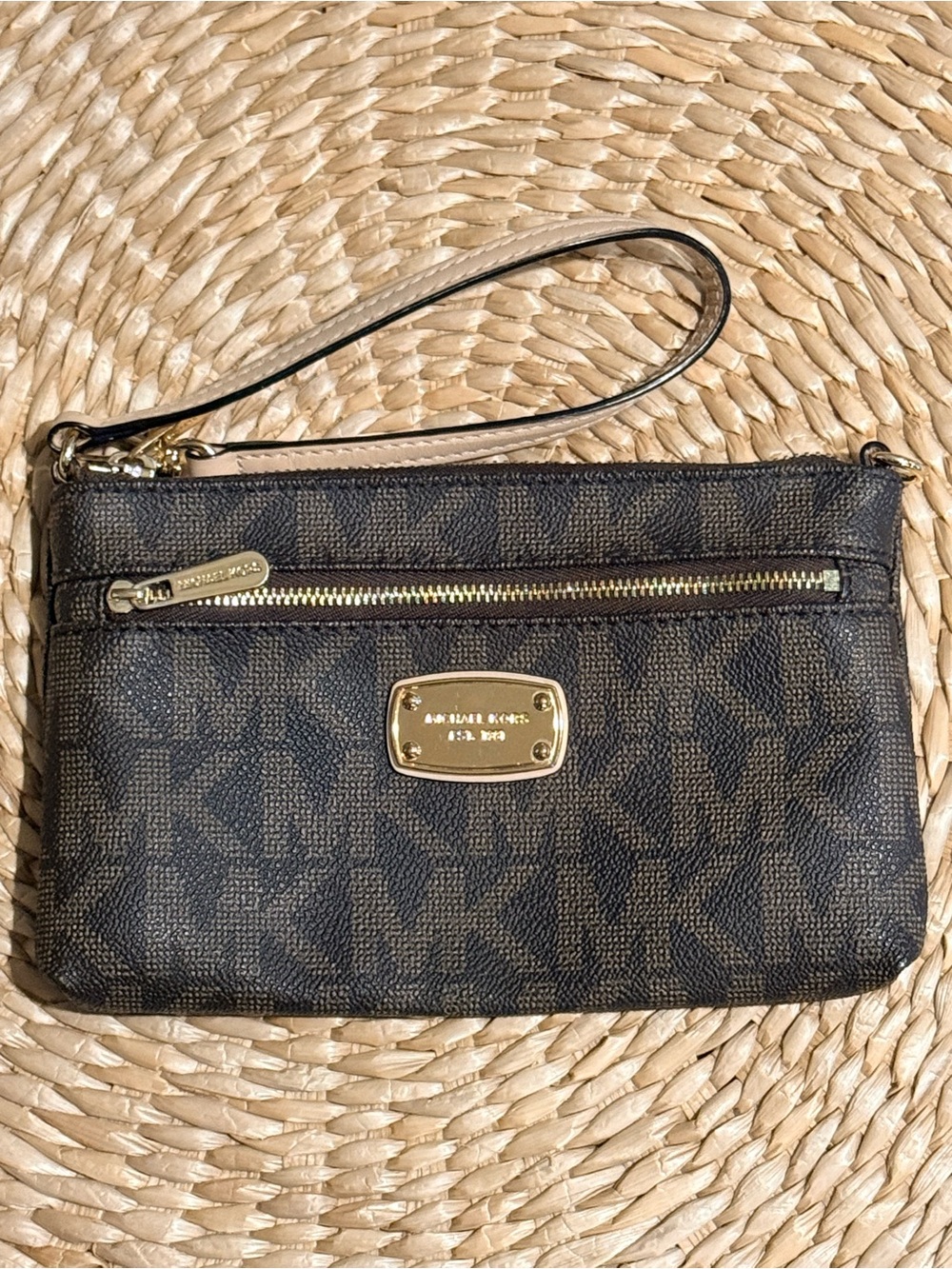 Michael Kors MK Signature Brown Wristlet Wallet Gold Hardware